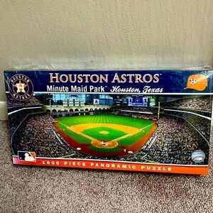 Houston Astros Minute Maid Park 1000 piece jigsaw puzzle.